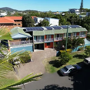 https://coolum-budget-accommodation.queenslandhotels.net
