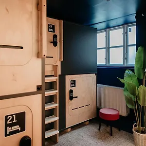 Vandrarhem Capsule -