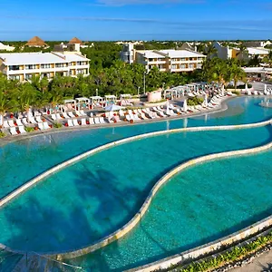 https://the-royal-suites-yucatan-by-palladium.allrivieramayahotels.com